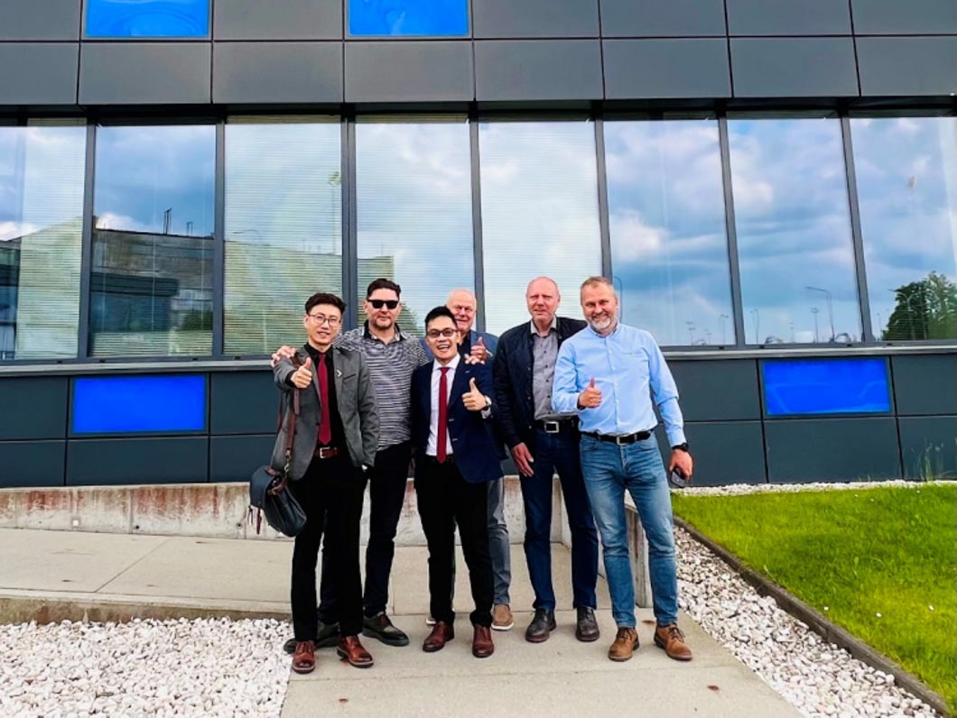 芬尼海外營(yíng)銷中心暖通部出征歐洲 